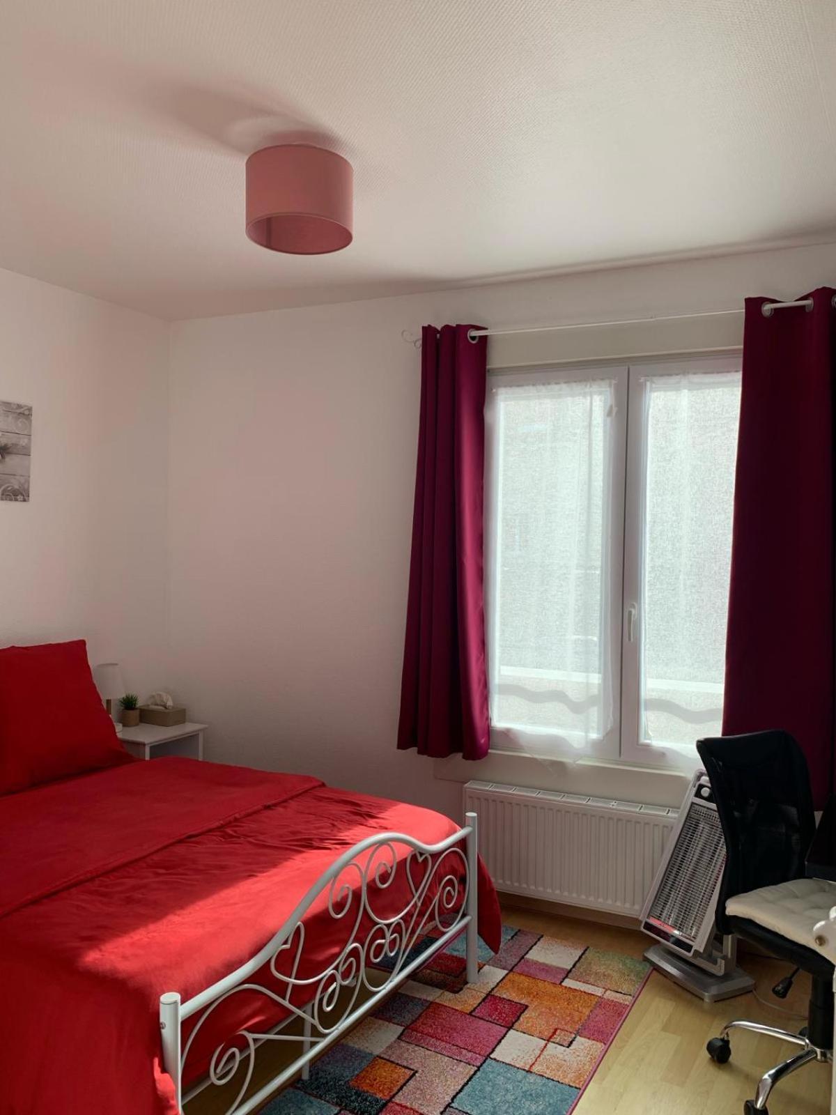 Chambres Senonches Centre-Ville Экстерьер фото